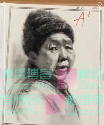 美术生高分卷VS低分卷，差距明显，网友：画到最后性别都变了
