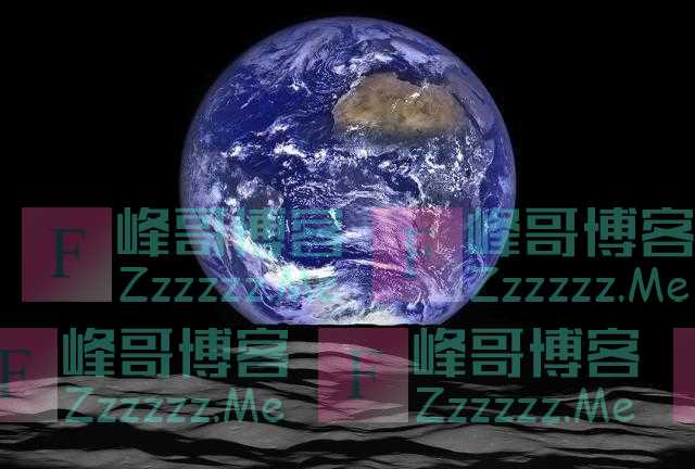 杨振宁到底在阻止什么？他是在帮中国，还是在做着其他的事情？