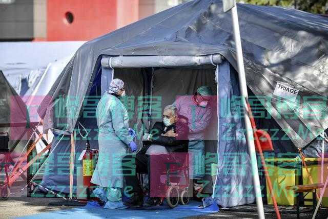 逼近18000例，意大利方舱医院遇阻，火葬场不堪重负半小时1次葬礼