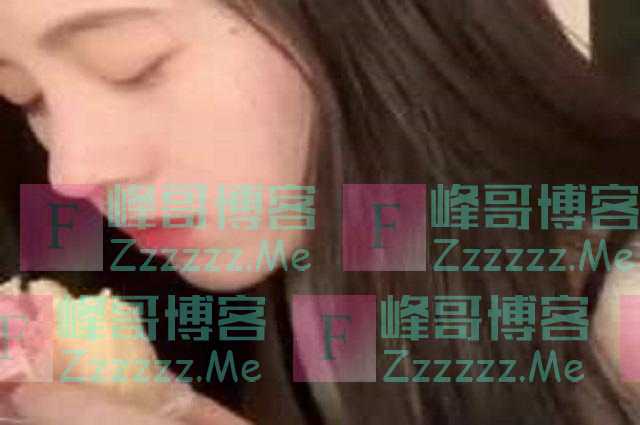 10岁孩子模仿鞠婧祎吃面包，还没嚼完就被亲妈怒吼：不吃滚出去！