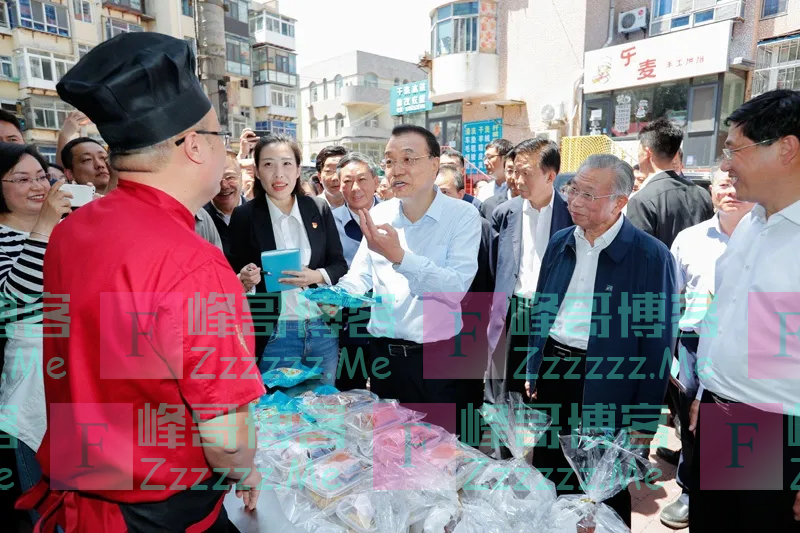 官宣“摆地摊”,就业不容乐观!