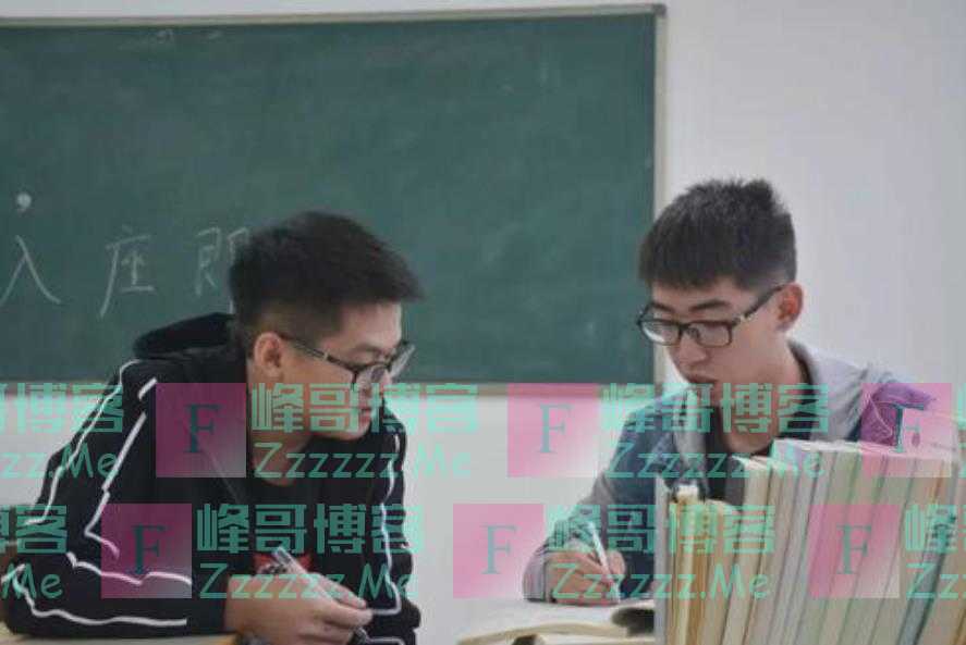 上课踊跃回答问题，课后认真学习，可为什么成绩比打游戏的人还差