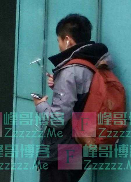 “开了个烧烤摊，啤酒免费”结果一夜之间破产了，哈哈哈