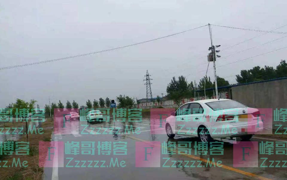 科目二考试下暴雨，不上车直接挂科引争议，学员无一人通过