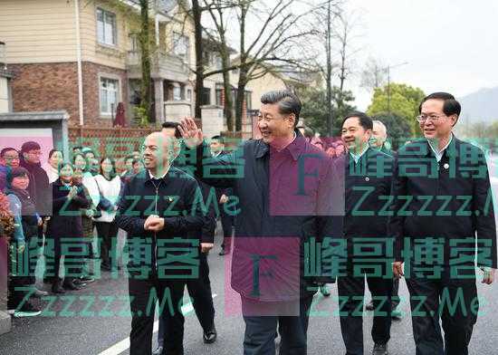 习近平总书记的三张照片