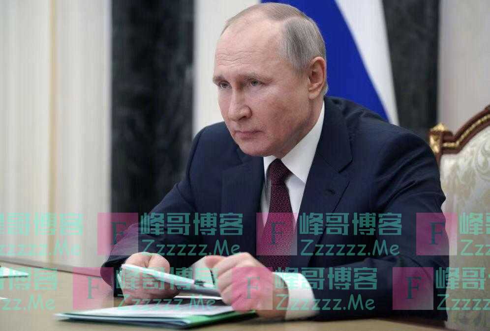 普京：“谁咬我们，我们就敲掉谁的牙齿”