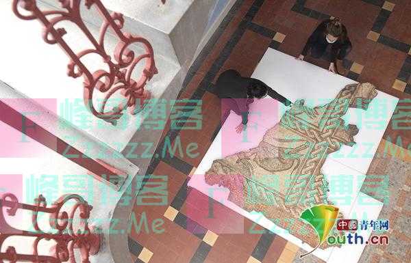 英国博物馆展出1700年历史罗马镶嵌画