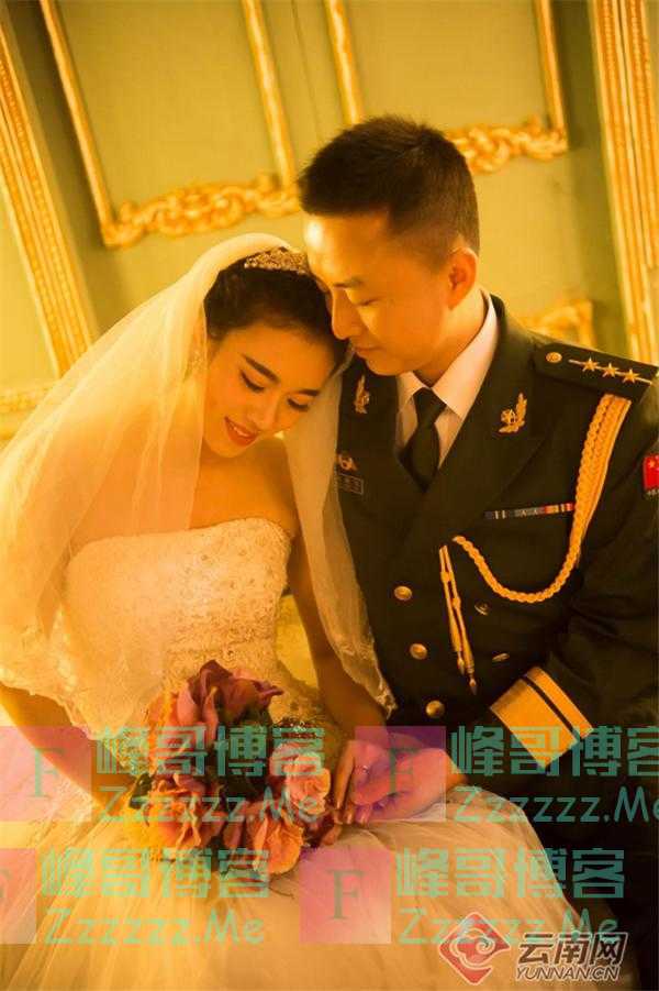 她随军支教，为爱奔随3000公里