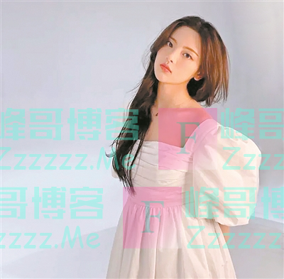 盛夏穿衣新顶流：复古泡泡袖