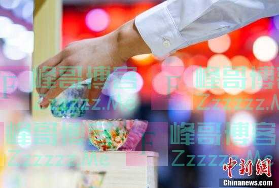 「图刊」服贸会上演“颜值巅峰对决”