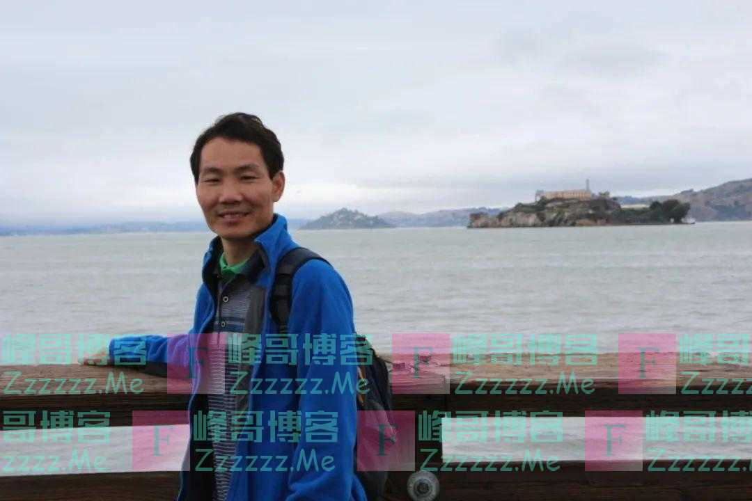 深夜,武汉一高校教授江中救人