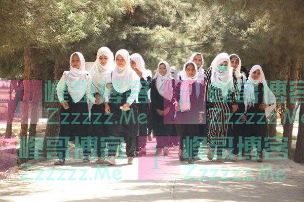 外媒：阿富汗塔利班承诺让女中学生重返课堂