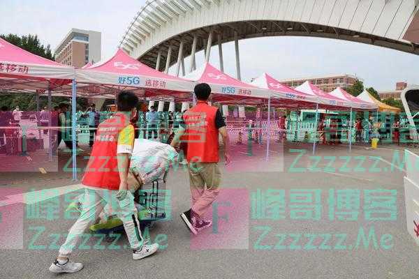 河南理工大学让新生享受从离家到“回家”的暖心幸福