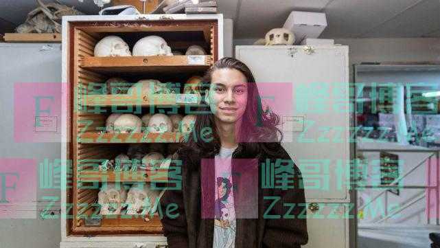 美国男子在社交平台叫卖人骨，引发网络道德争论