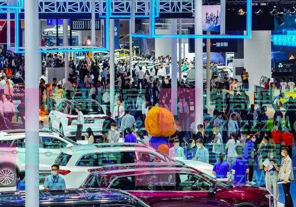 金九失约！缺芯略有缓解，车市销量降近两成，新能源车涨1.5倍