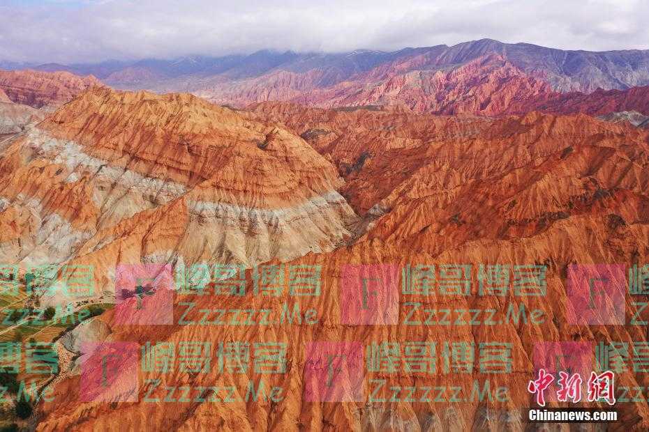 航拍贵德国家地质公园