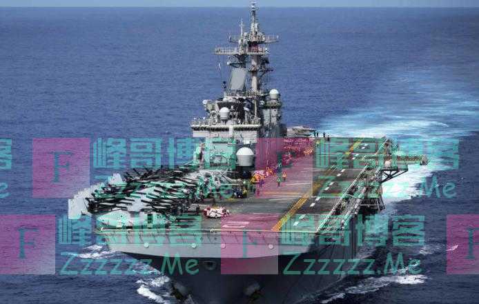 海上交锋:伊朗直升机逼近美军舰不足23米 飞离前绕舰三圈