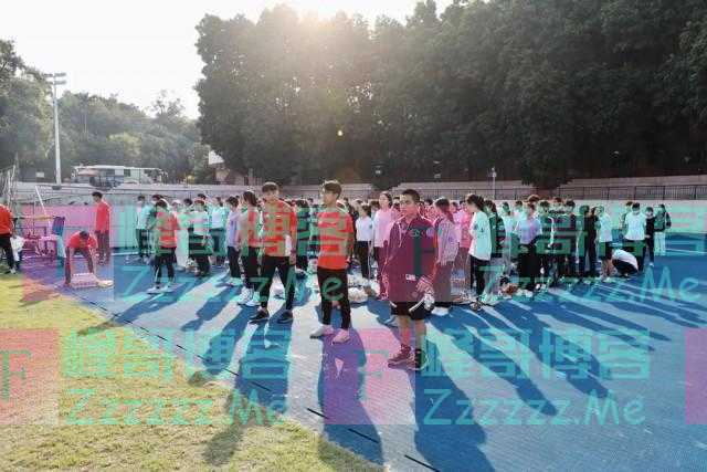 “苏神”来啦！带你围观“9秒83挑战”现场