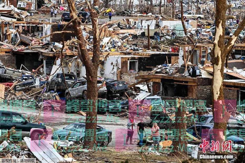 龙卷风袭击后的美国肯塔基