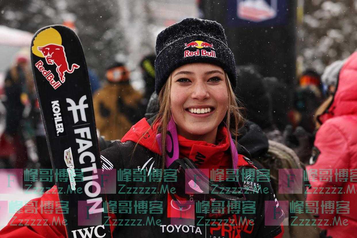 体坛联播｜谷爱凌再夺一金一银，张雨霏短池200米蝶泳夺冠