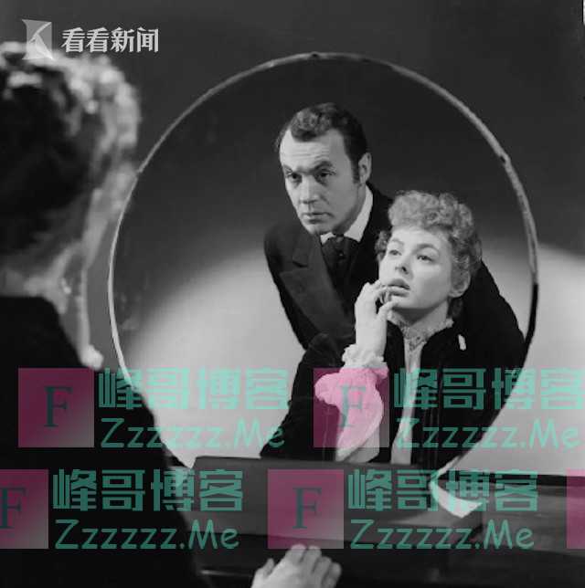 李靓蕾说的“煤气灯”是什么?