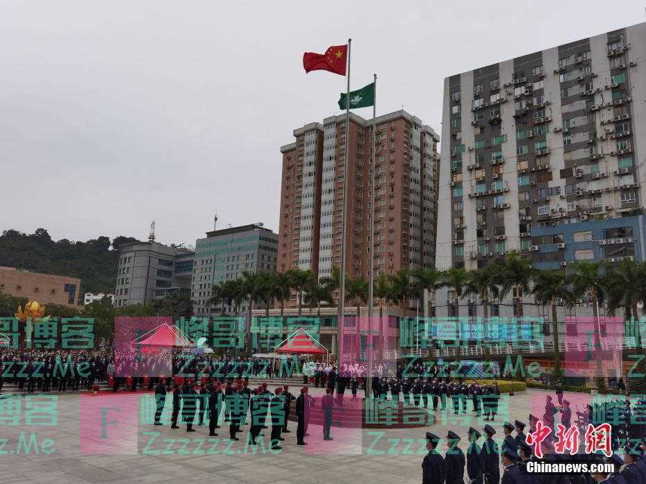 内地奥运健儿访澳代表团参加庆祝澳门回归22周年升旗仪式