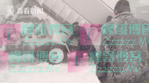 美国暴风雪席卷华盛顿 拜登被困飞机30分钟