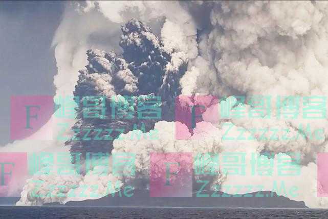 汤加火山爆发瞬间和前后对比照曝光,陆地“坍塌”入海面以下