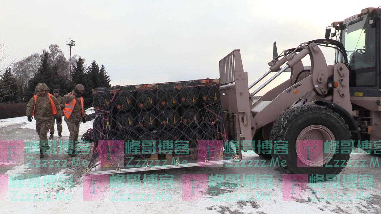 俄罗斯:美英已向乌克兰运送大批武器