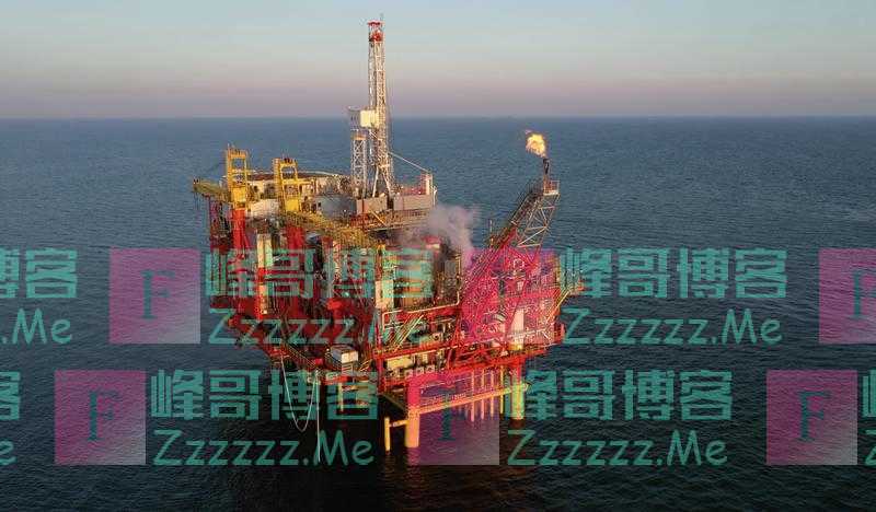 我们在渤海上过年，将“黑泥”变成了“黑金”｜春节，我们值守