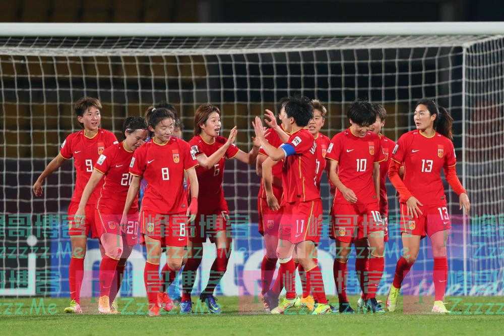 评论区点赞堆满！女足拼了网友泪奔：这样的比赛，付费看也值了！