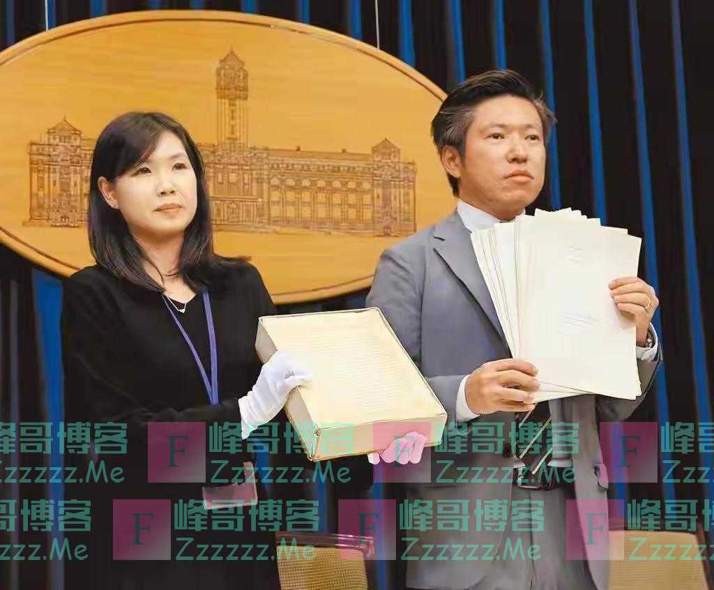 学者紧追蔡英文“论文门”，指伦敦大学声明文“遮羞布”有破洞