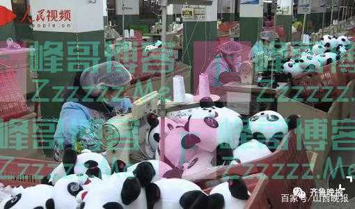 把缝纫机往冒烟里踩，90万网友云监工冰墩墩生产线，还有人发现