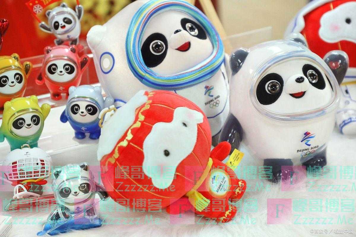 一“墩”难求!冰墩墩凭何风靡全球?