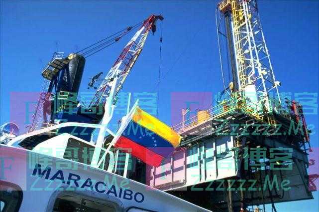 捏着鼻子，美国示好