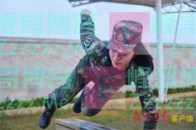 颜值与实力并存 看强军浪潮下的通信女兵