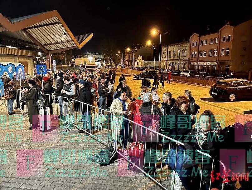 乌克兰难民回国潮高涨：没钱没工作没尊严，当难民不如回家