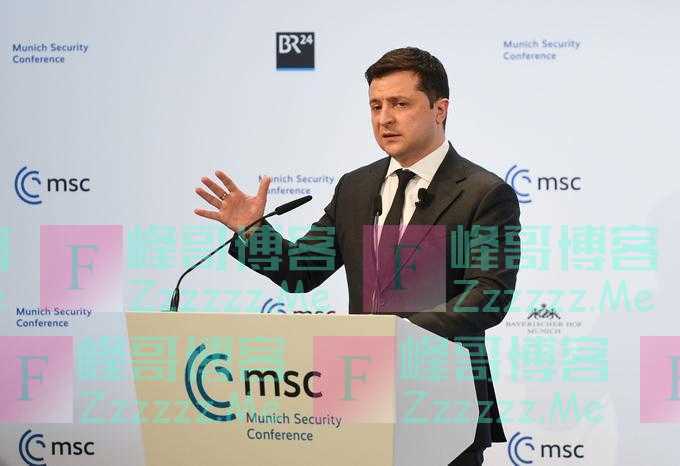 泽连斯基：请求支持我500亿美元！