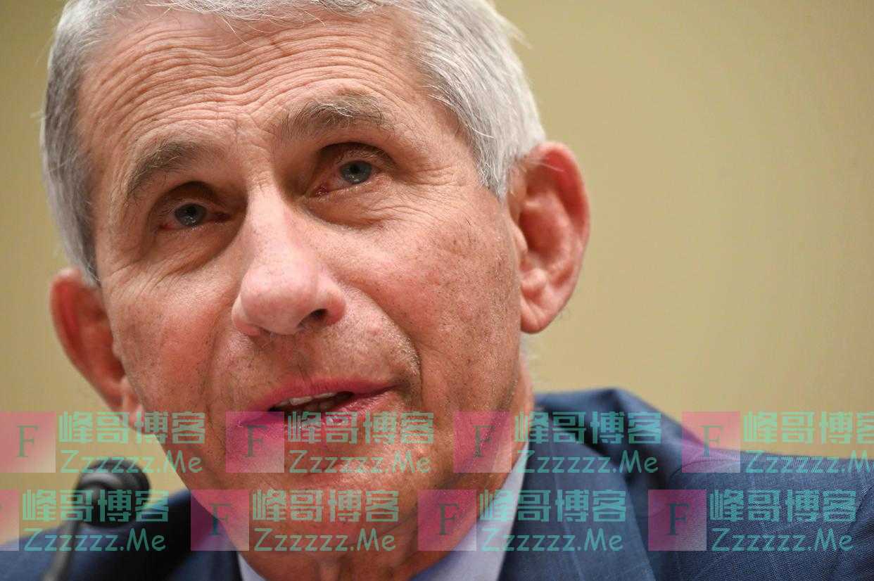 美国已摆脱新冠？福奇改口了！