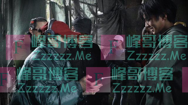 “老戏骨锤打小戏骨”！范伟王俊凯《断·桥》片场照曝光