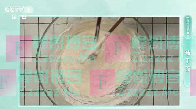 夏天多吃点茄子，能预防心脑血管疾病，跟着学做一碗茄丁面吧