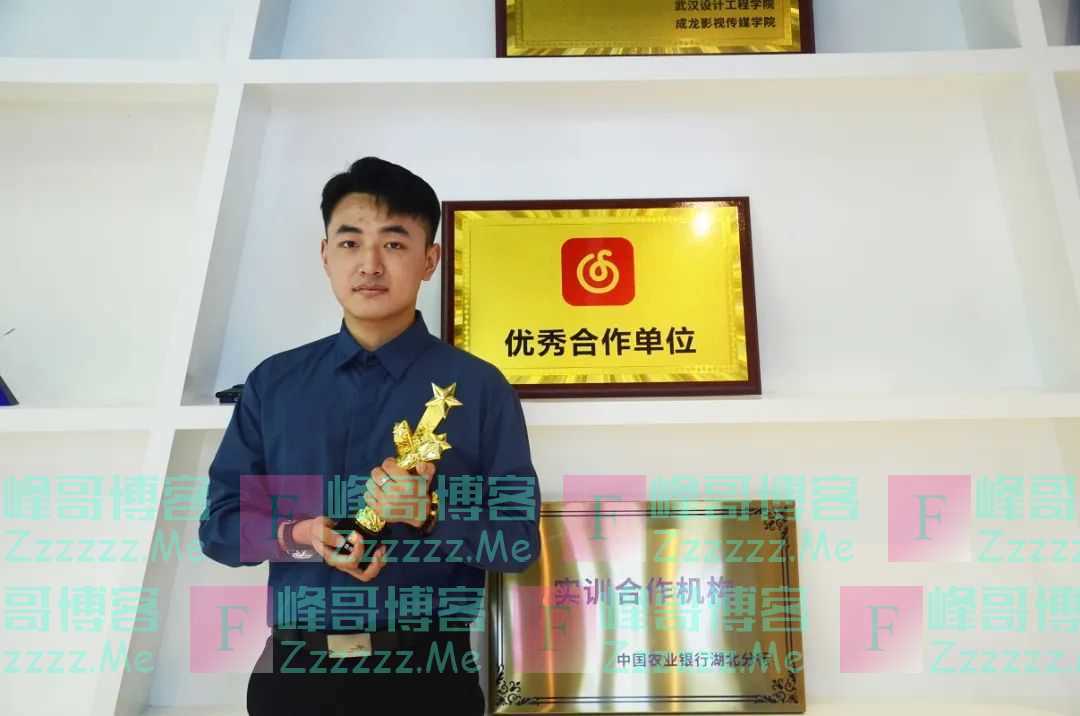 差点辍学的他，还没毕业就赚了100万元