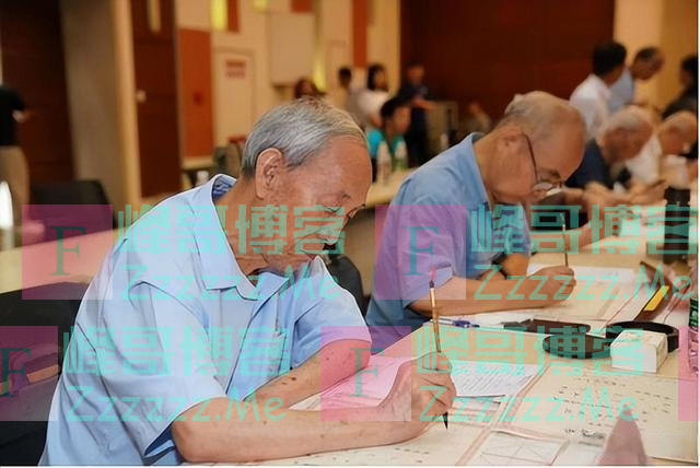 终于“卷”不起来了教育部对大学录取通知书“过度包装”说不