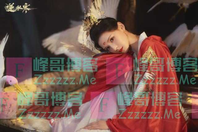 张予曦穿上“汉服”，仿佛穿越回了古代，像是端庄高贵的公主