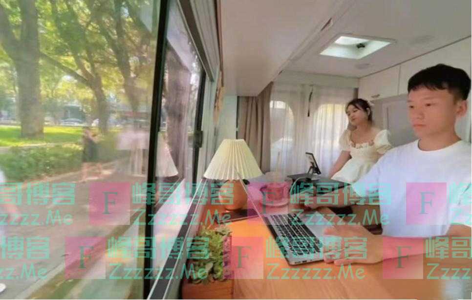 “房车情侣”回应：每月省3300元，每天省3小时通勤，5年后可能回到出租屋或换更大的房车