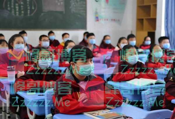 家里两个孩子：一个读公办学校，一个读私立学校，毕业后差别明显