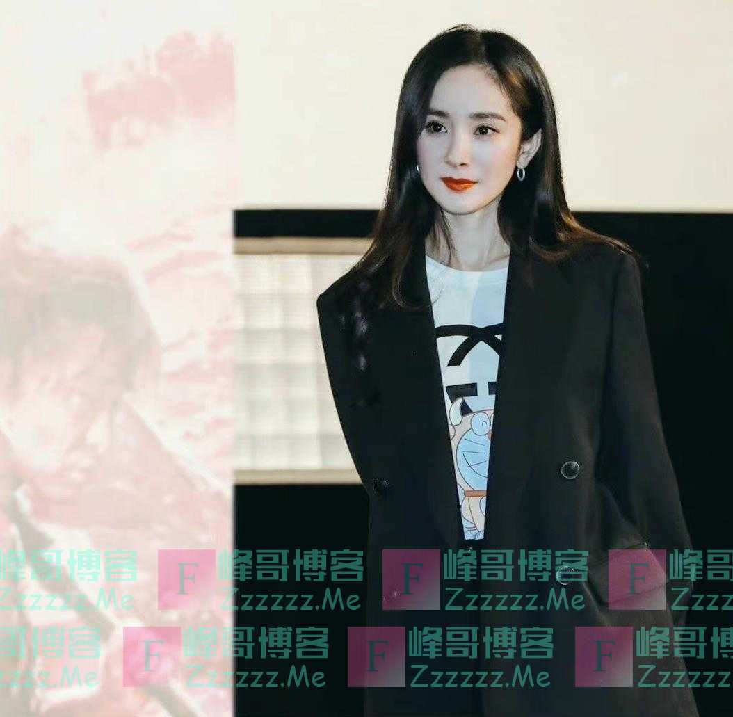 杨幂爆出好消息，影剧双登榜首，粉丝自调侃：基操而已！