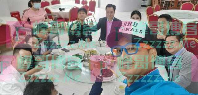 节俭还是小气?62岁何家劲工厂食堂请客,招待朋友吃两荤两素一汤