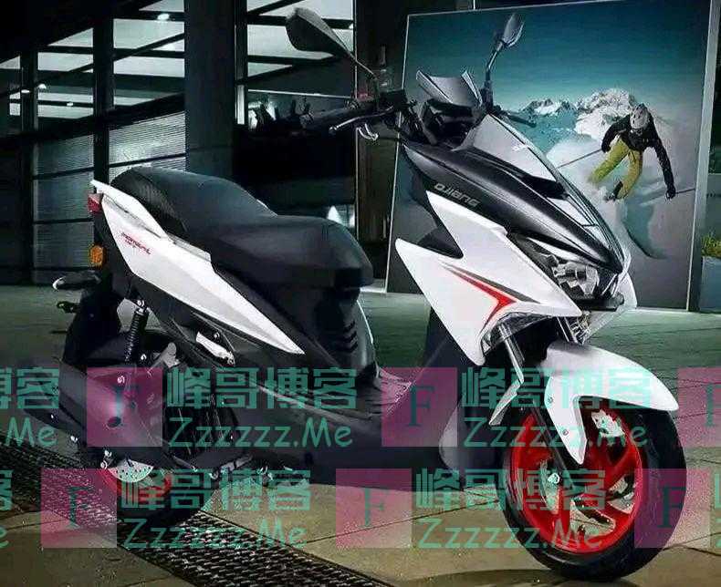 全新钱江150的踏板车来袭
