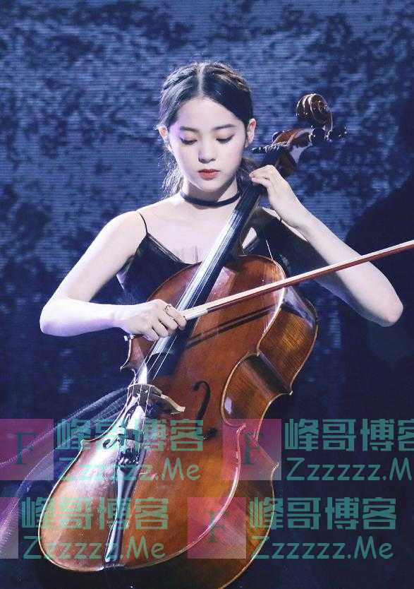 演技差没作品，她凭什么是95后明星广告资源最好的